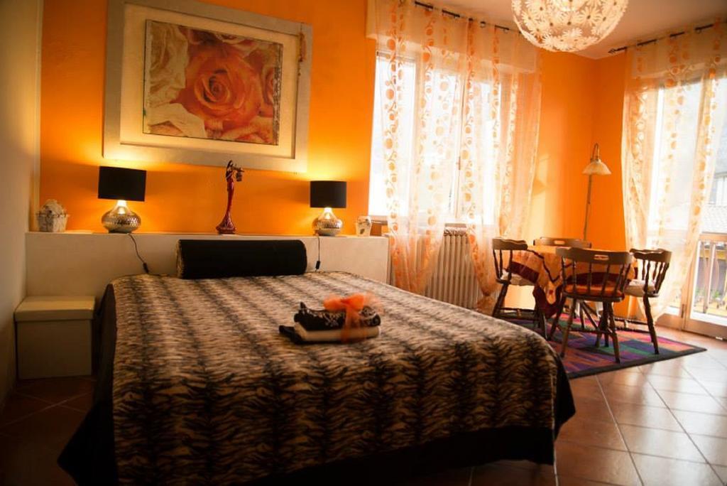 B&B Il Giardino Delle Fate Lecco Δωμάτιο φωτογραφία